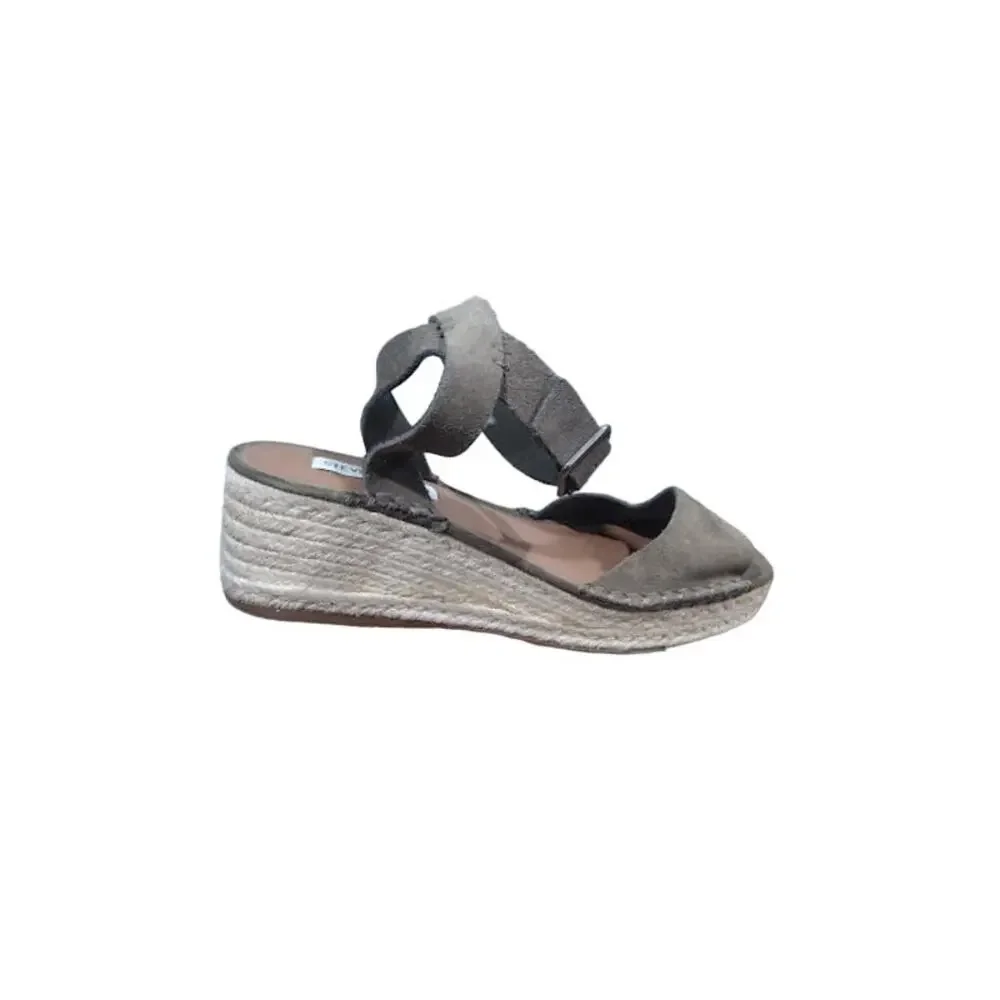 Steve Madden nice pair